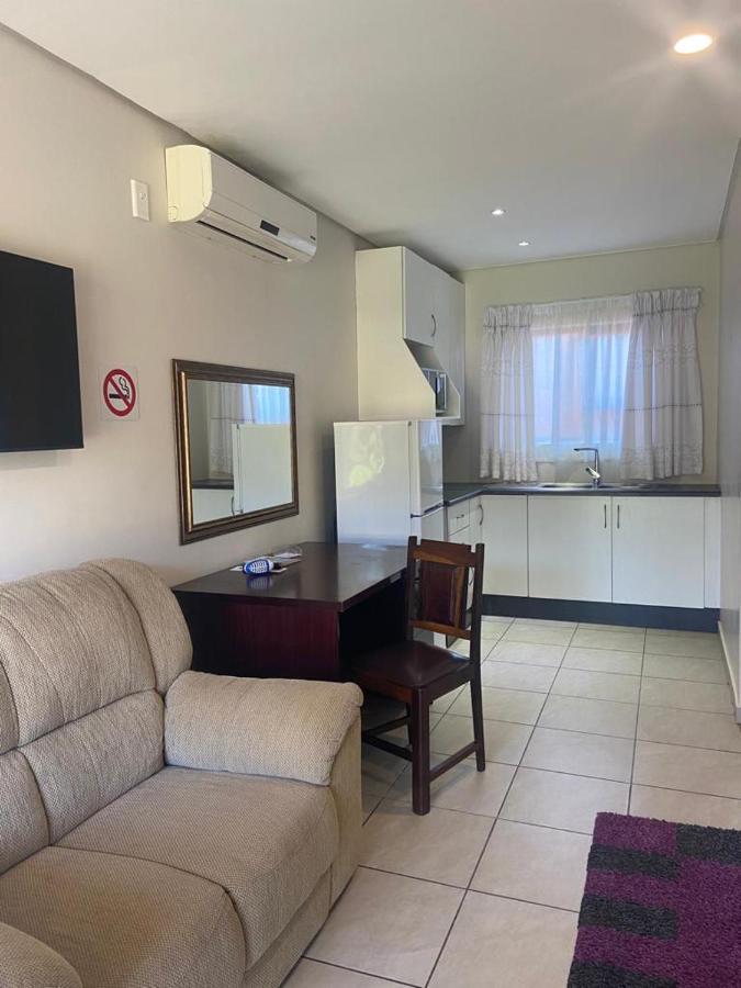 Botleng Guest House Boqate Exterior foto